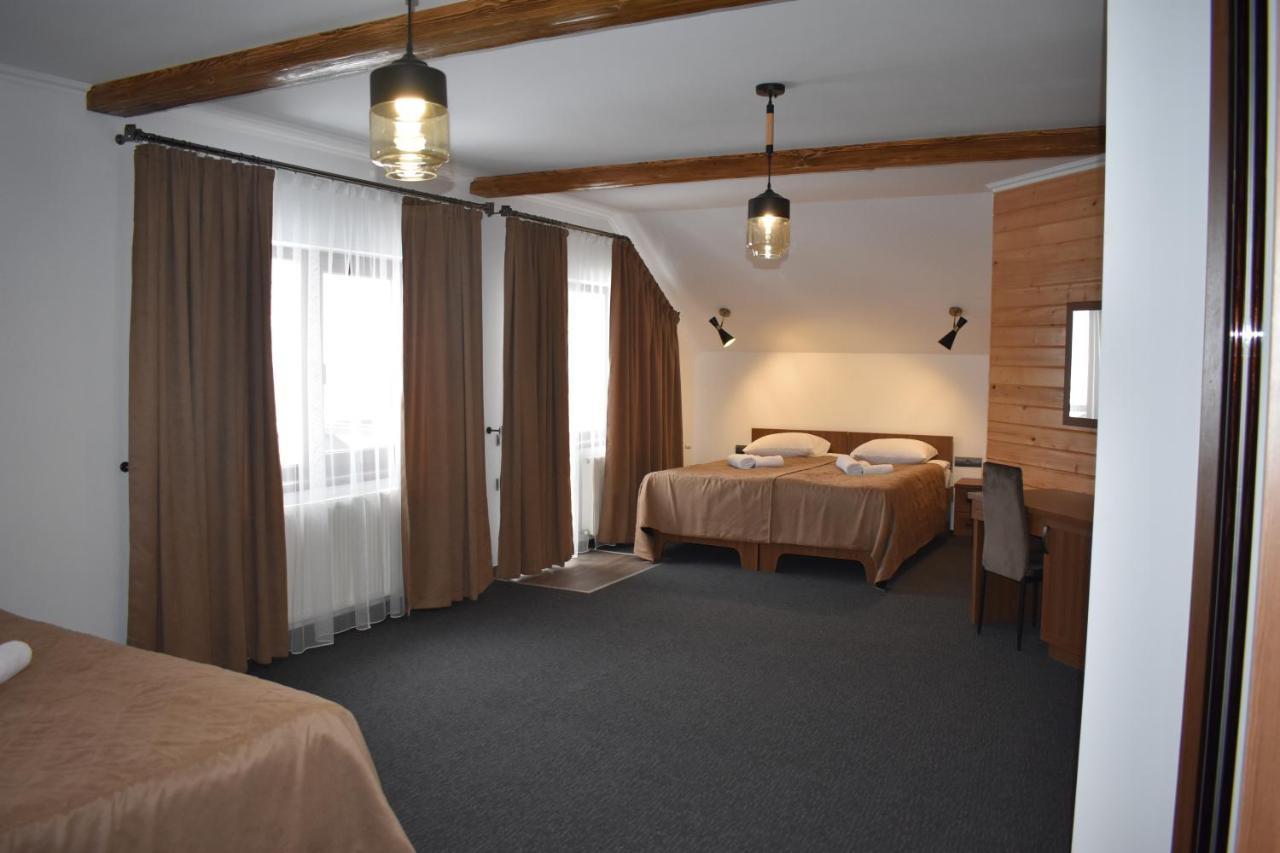 Князів Двір Hotel Bukovel Ngoại thất bức ảnh