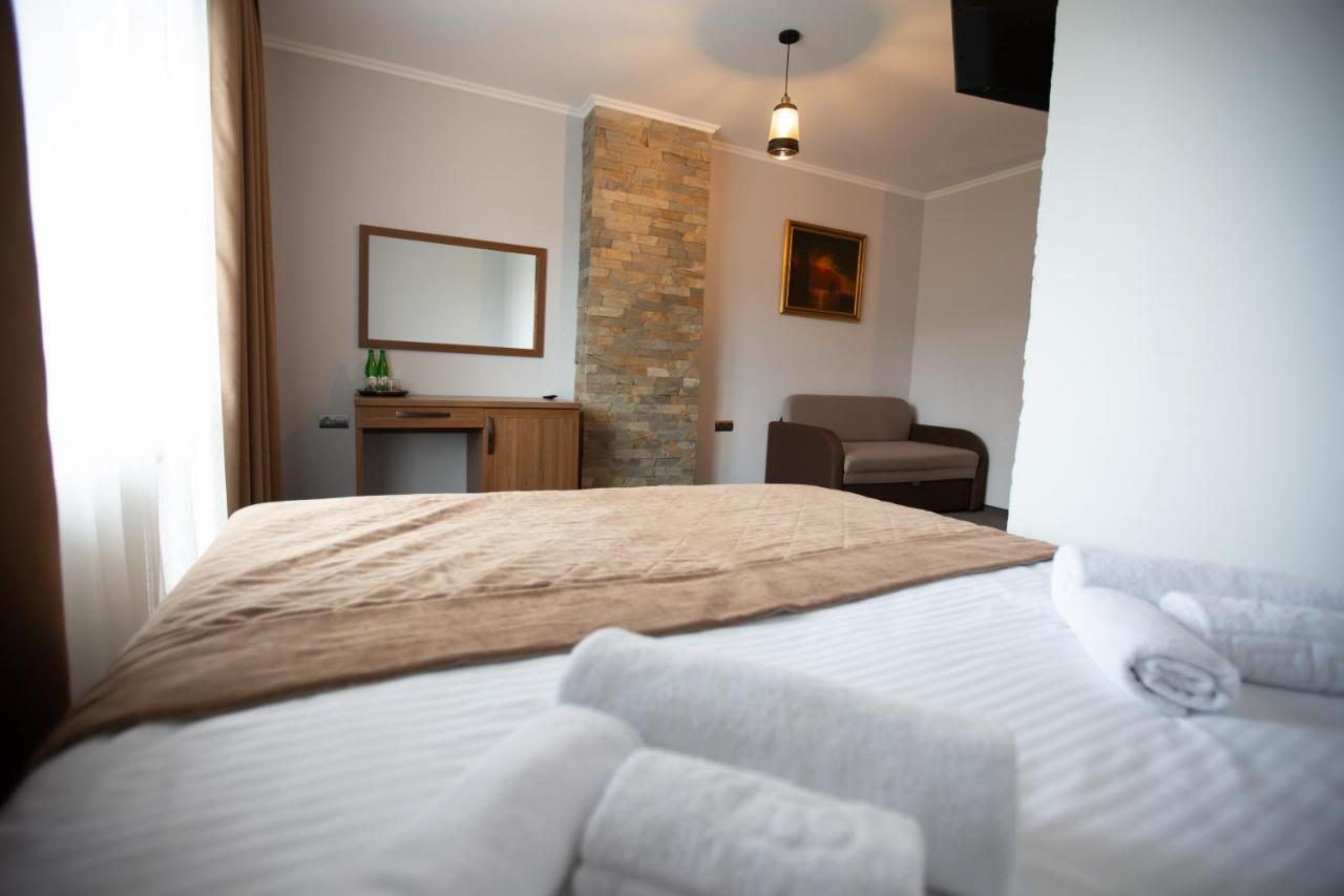 Князів Двір Hotel Bukovel Ngoại thất bức ảnh