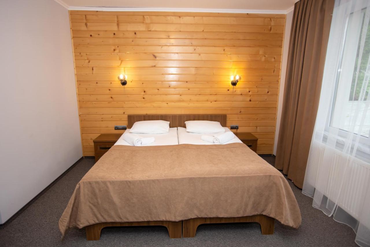 Князів Двір Hotel Bukovel Ngoại thất bức ảnh