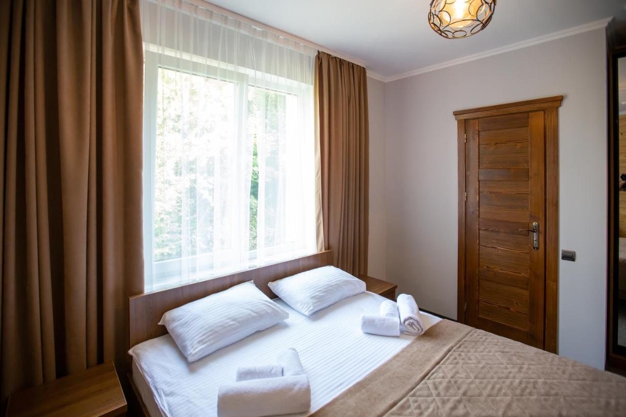 Князів Двір Hotel Bukovel Ngoại thất bức ảnh