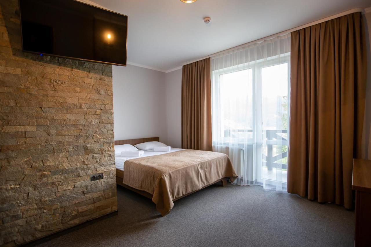 Князів Двір Hotel Bukovel Ngoại thất bức ảnh