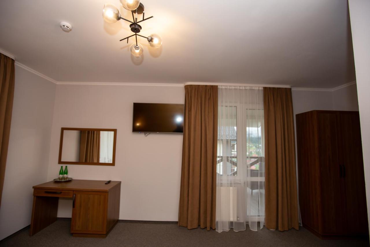 Князів Двір Hotel Bukovel Ngoại thất bức ảnh